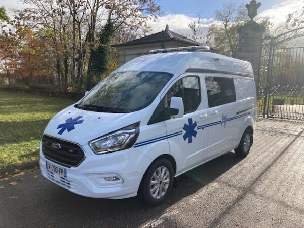 Ambulance Ford Transit Custom – Type B – Image 2